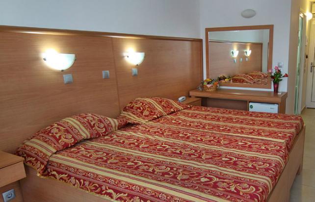 Ilyssion Hotel Lardos Room photo